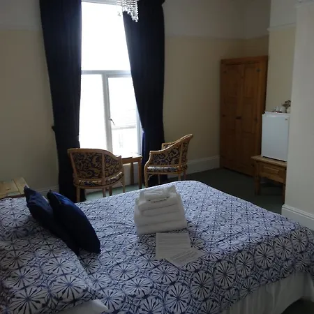 Guest house The Sandbeck Seafront *