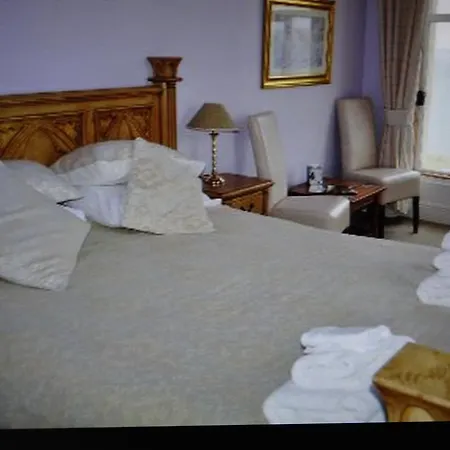 The Sandbeck Seafront Guest house *
